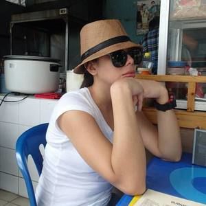 Meet your Posher, Julieanne amor